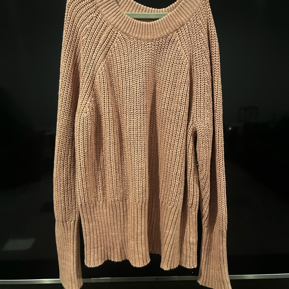 Women's Ribbed Knit Sweater